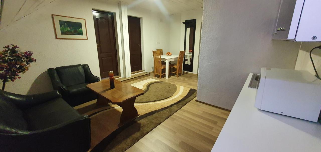 Apartman House Odorheiu Secuiesc Exterior foto